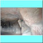 cave01.jpg
